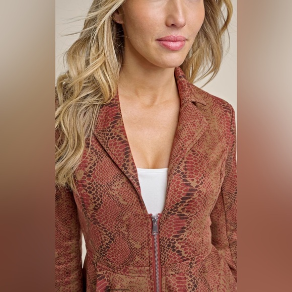 Python Print Hi-Low Faux Suede Jacket by Venus - Picture 4 of 7